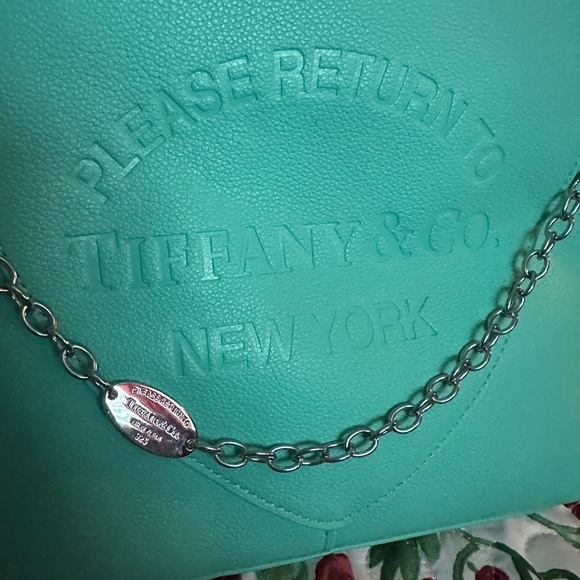 Elegant Teal Handbag. NOT AUTÉNTIC. - Picture 7 of 7
